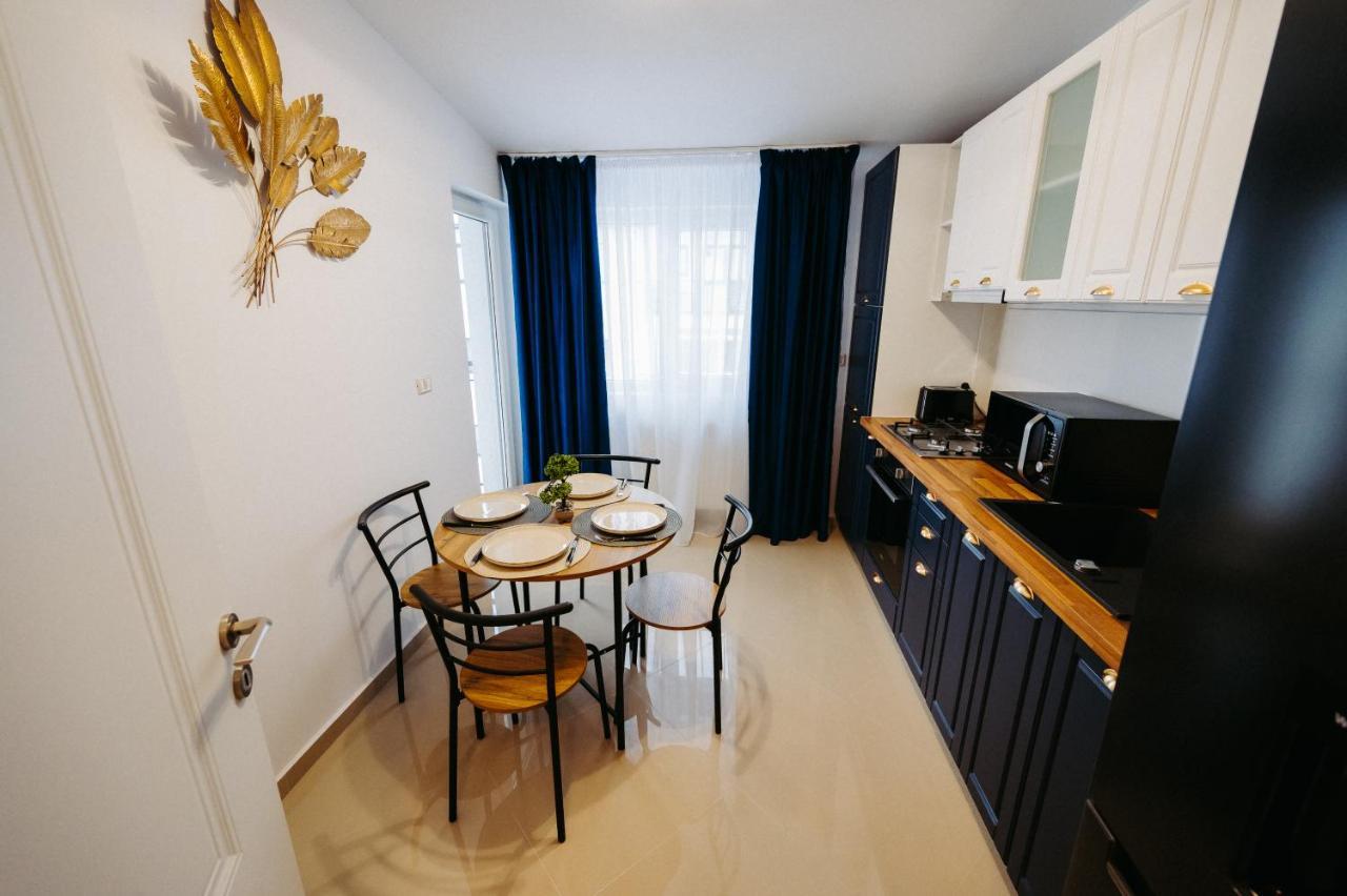 Modern Loft One Apartment Suceava Luaran gambar
